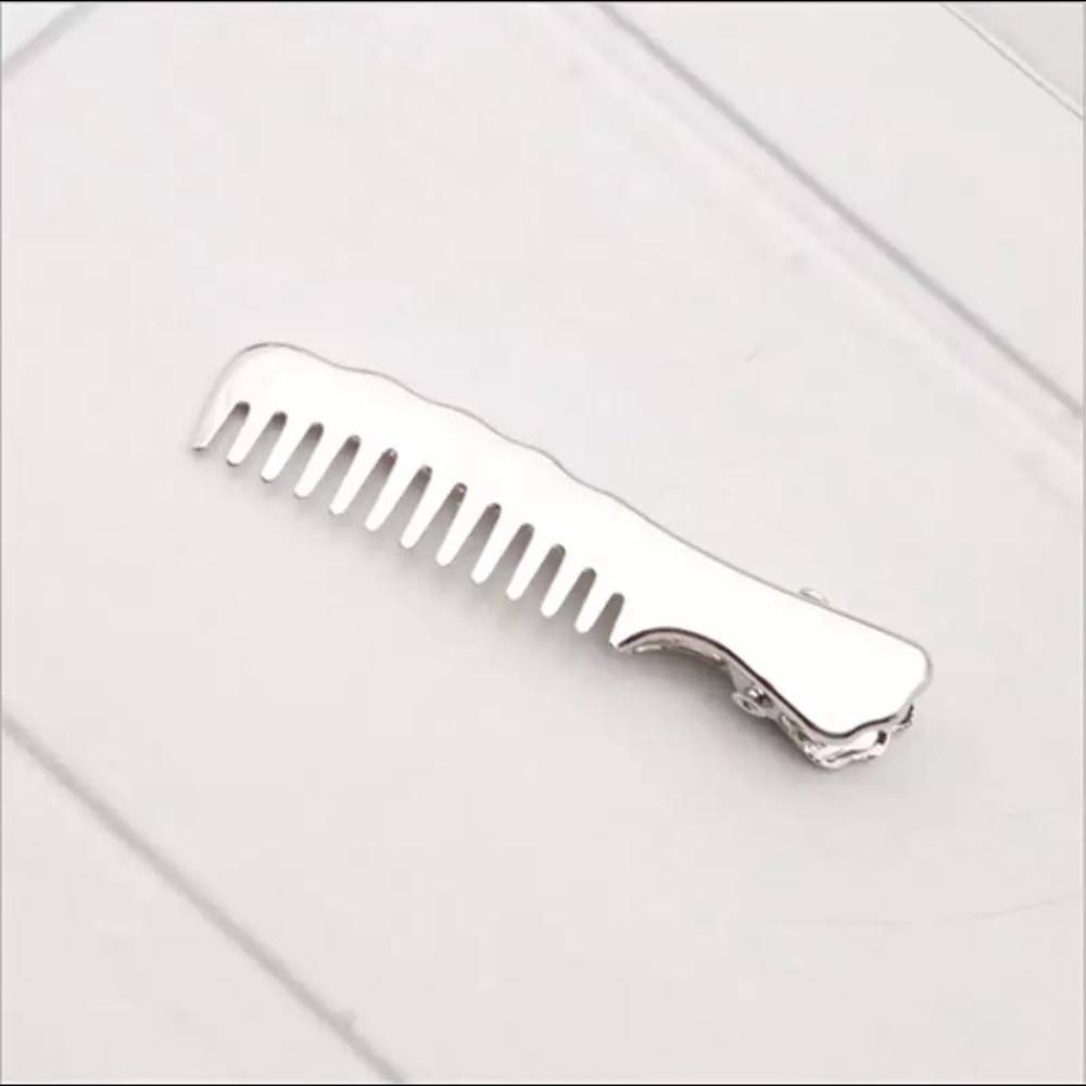 ⚜️[𝟯/$𝟭𝟴]⚜️Comb Silver Simple Hair Clip NEW - Picture 4 of 10